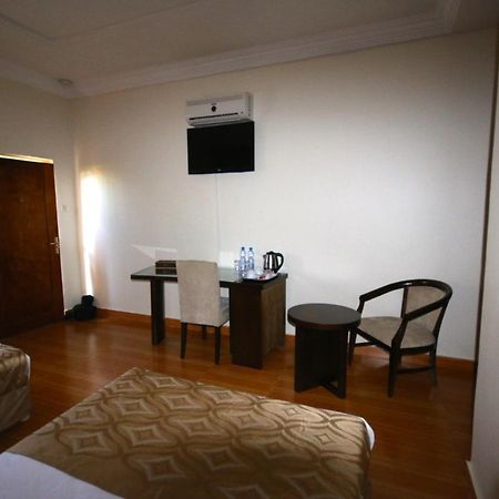 The Big 5 Hotel, Lodge & Camp Lubumbashi Eksteriør billede
