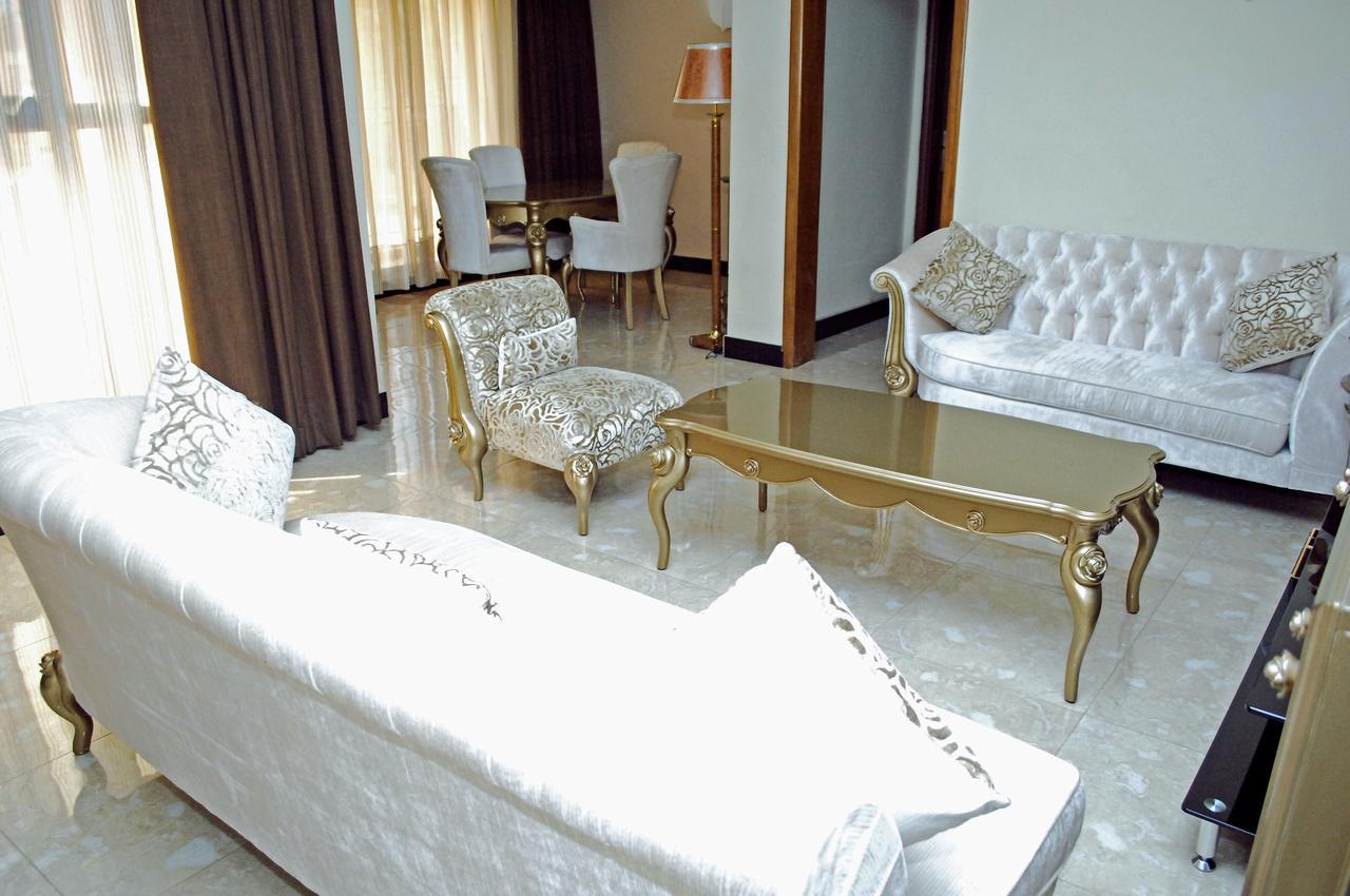 The Big 5 Hotel, Lodge & Camp Lubumbashi Eksteriør billede
