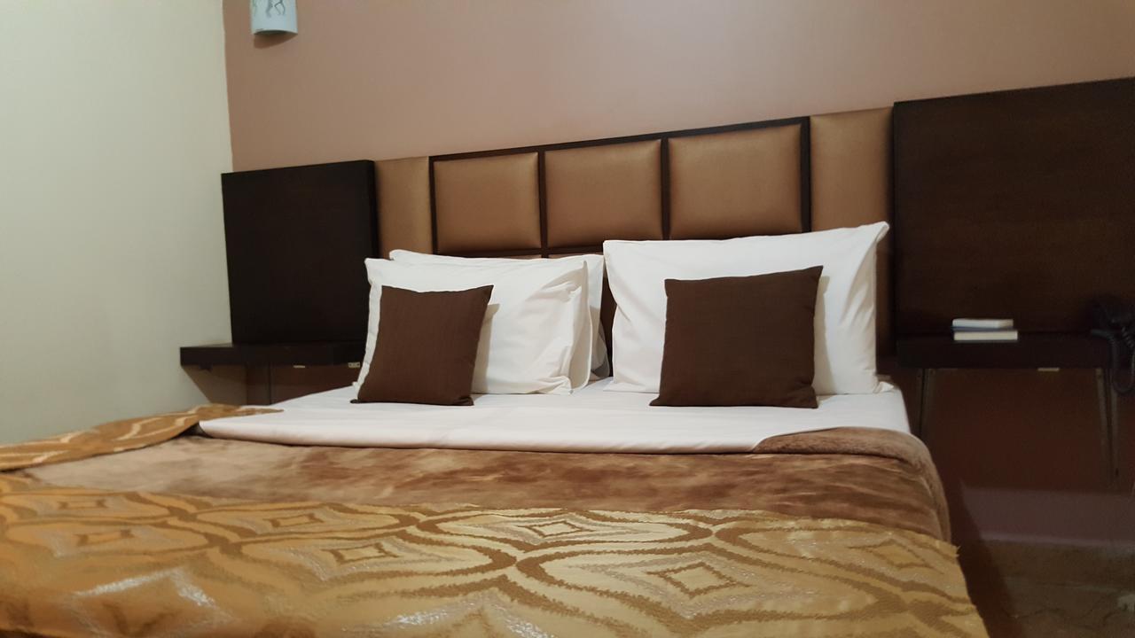 The Big 5 Hotel, Lodge & Camp Lubumbashi Eksteriør billede